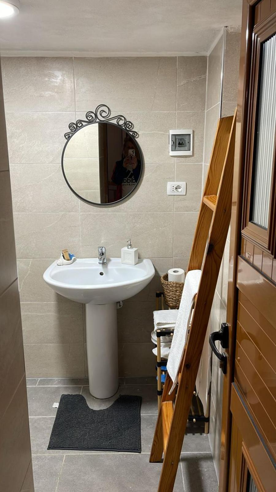 Alva Room'S Gjirokaster Ngoại thất bức ảnh