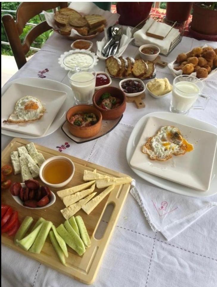 Alva Room'S Gjirokaster Ngoại thất bức ảnh